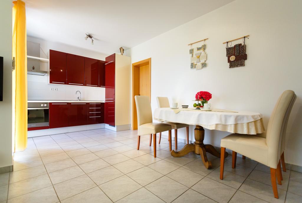 Apartman Snjezana Malinska Kültér fotó