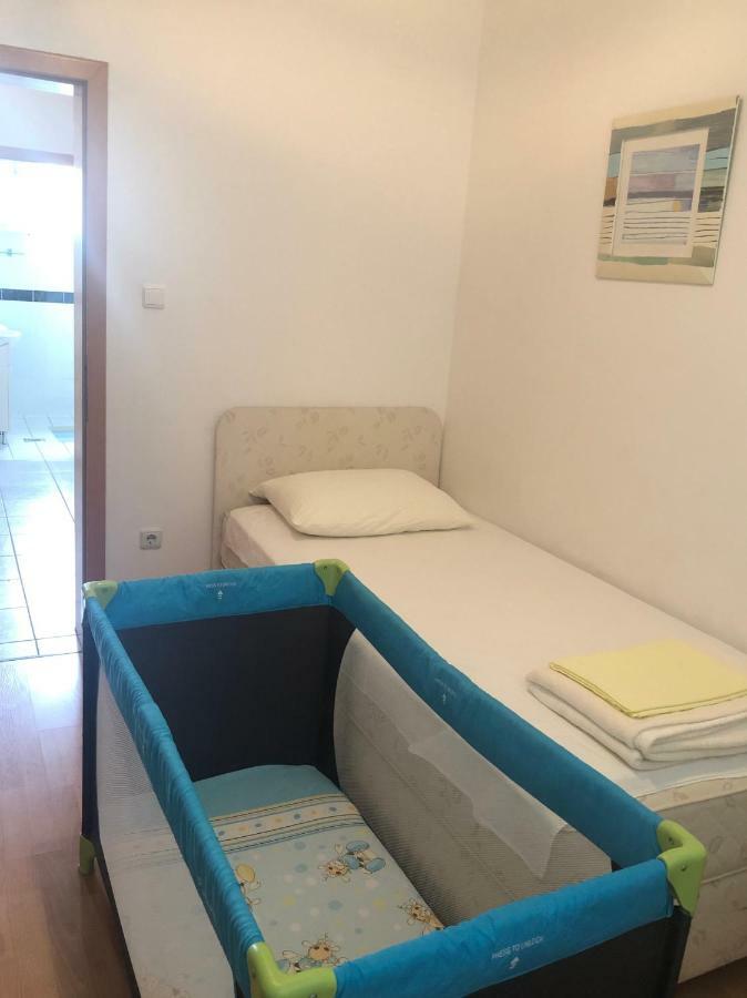 Apartman Snjezana Malinska Kültér fotó